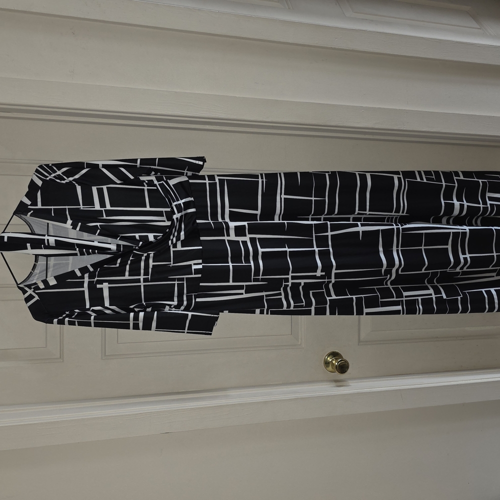 Black and White Geometric Dress.